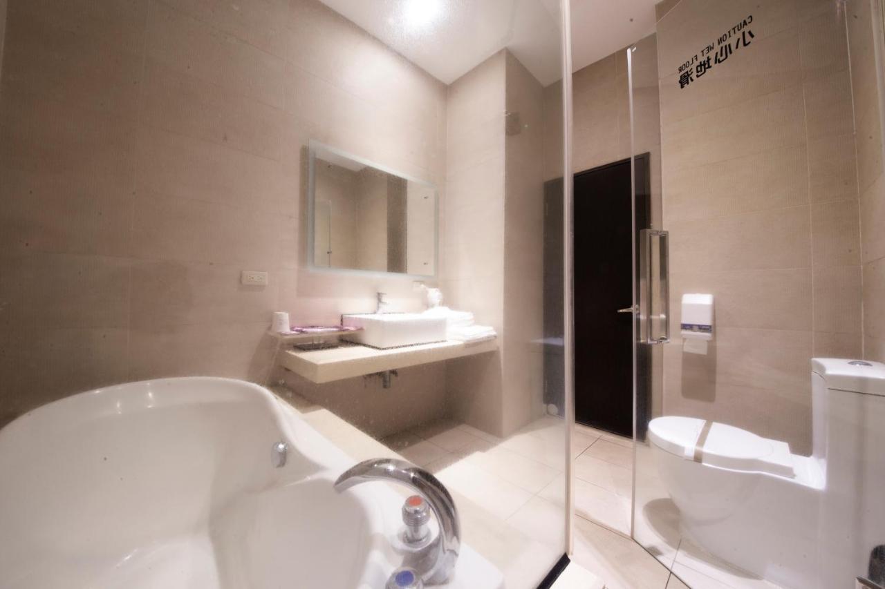 Li-Gin Motel Chiayi City Exterior photo